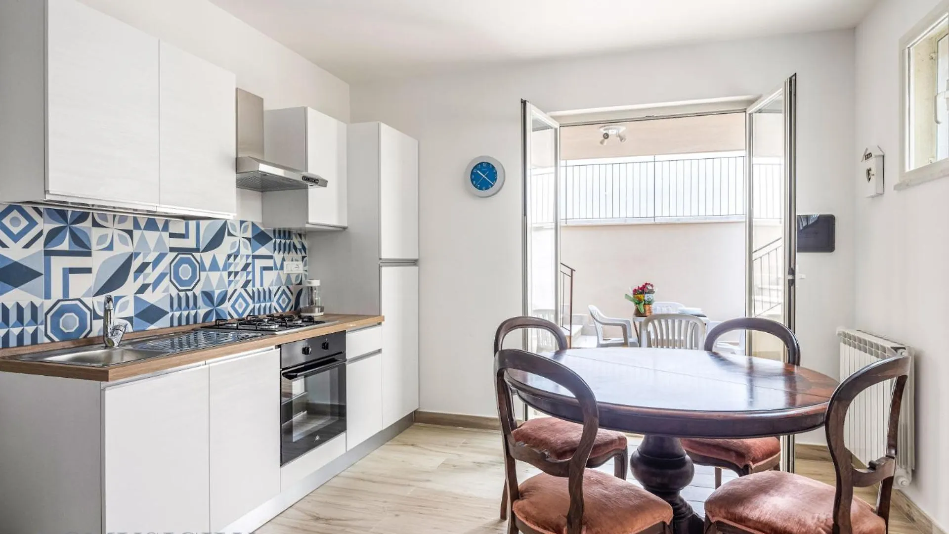La Dimora Del Mare By Domus Sicily Apartment Mondello 0*,